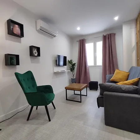 Apartment Ferola Homes *