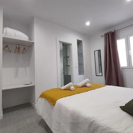 Ferola Homes Apartment *