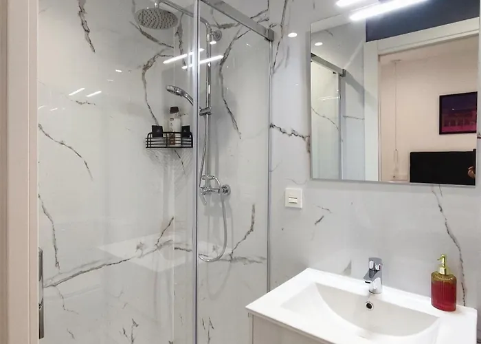 Ferola Homes Appartamento *