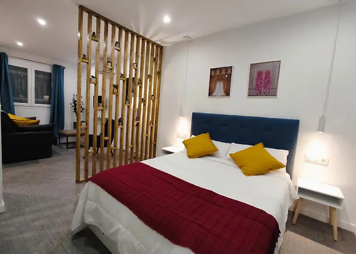 Ferola Homes Appartamento *